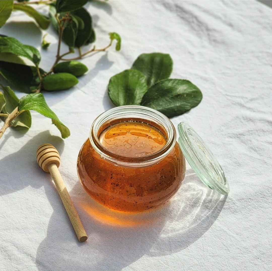 عسل کُنار 